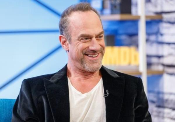 Chris Meloni at "The IMDb Show" in 2019