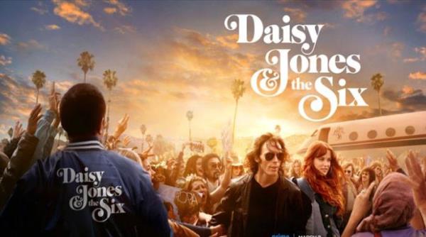 《黛西·琼斯与六人组》(Daisy Jones & The Six)的制作人暗示会再拍一季