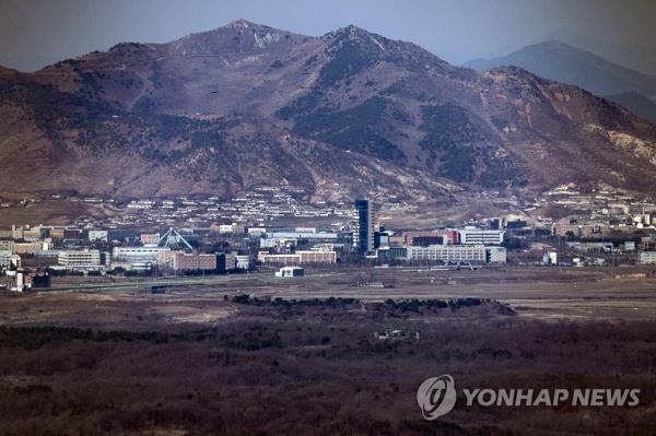 This file photo, taken March 13, 2023, shows the Kaesong Industrial Complex, a joint industrial park in the North's border city of Kaesong. (Yonhap)