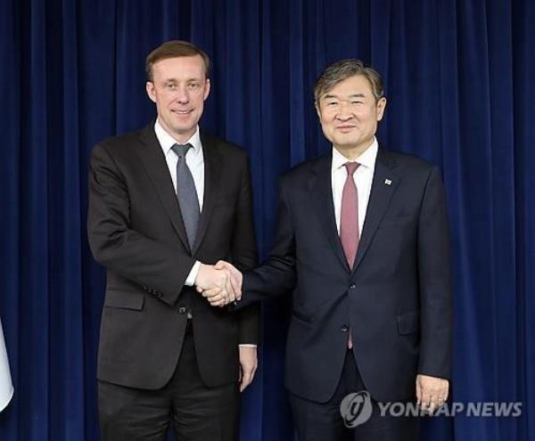 South Korean Natio<em></em>nal Security Adviser Cho Tae-yong (R) shakes hands with his U.S. counterpart, Jake Sullivan, during the inaugural Next Generation Critical and Emerging Technologies Dialogue held between the two countries at the presidential office in Seoul on Dec. 9, 2023, in this photo provided by the office. (PHOTO NOT FOR SALE) (Yonhap)